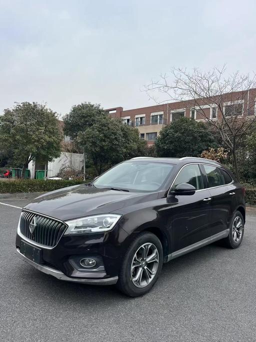 r1022142-borgward-bx7-2019_0