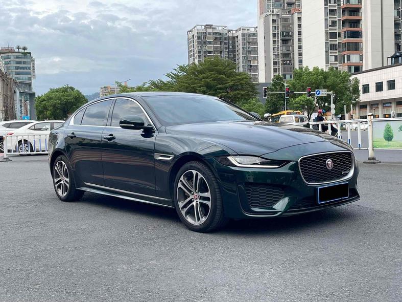 Jaguar Jaguar XEL в цвете и кузовом – это идеальный выбор среди китайских автомобилей. Доступная цена и надежность гарантированы.