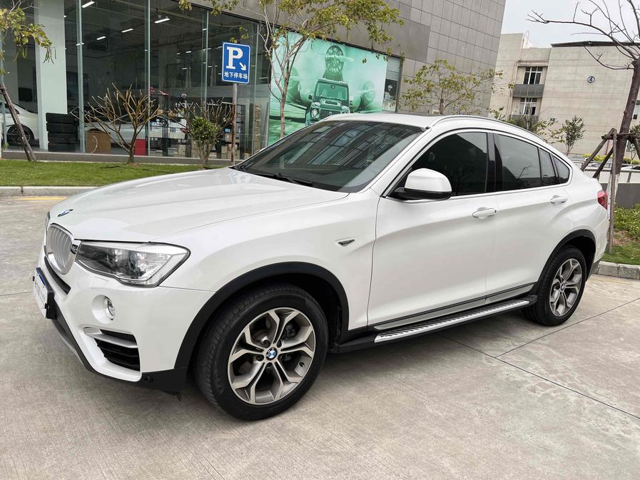 BMW BMW X4 в цвете и кузовом – это идеальный выбор среди китайских автомобилей. Доступная цена и надежность гарантированы.