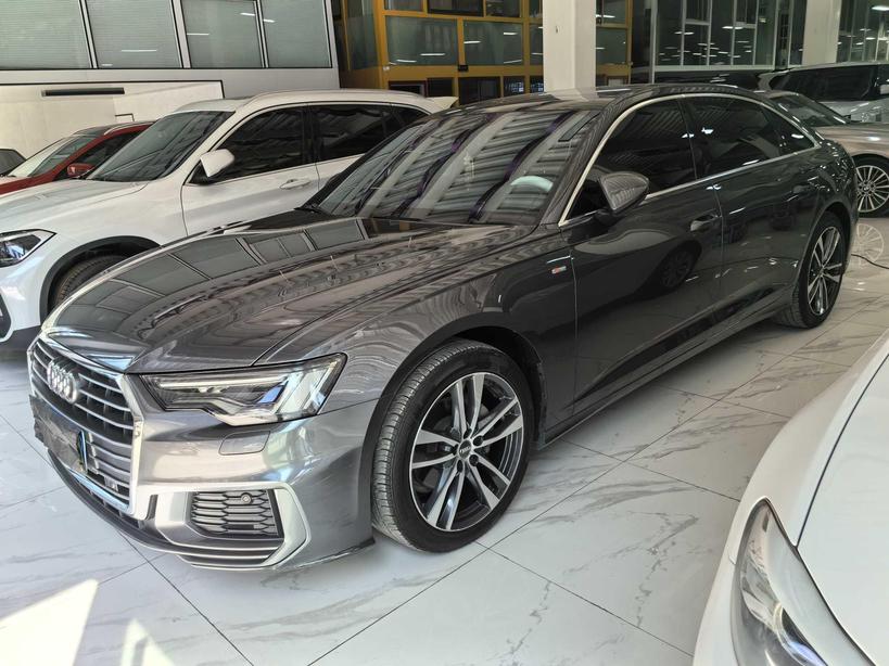 Audi Audi A6L в цвете и кузовом – это идеальный выбор среди китайских автомобилей. Доступная цена и надежность гарантированы.