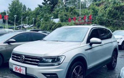 Audi Audi A8 в цвете и кузовом – это идеальный выбор среди китайских автомобилей. Доступная цена и надежность гарантированы.