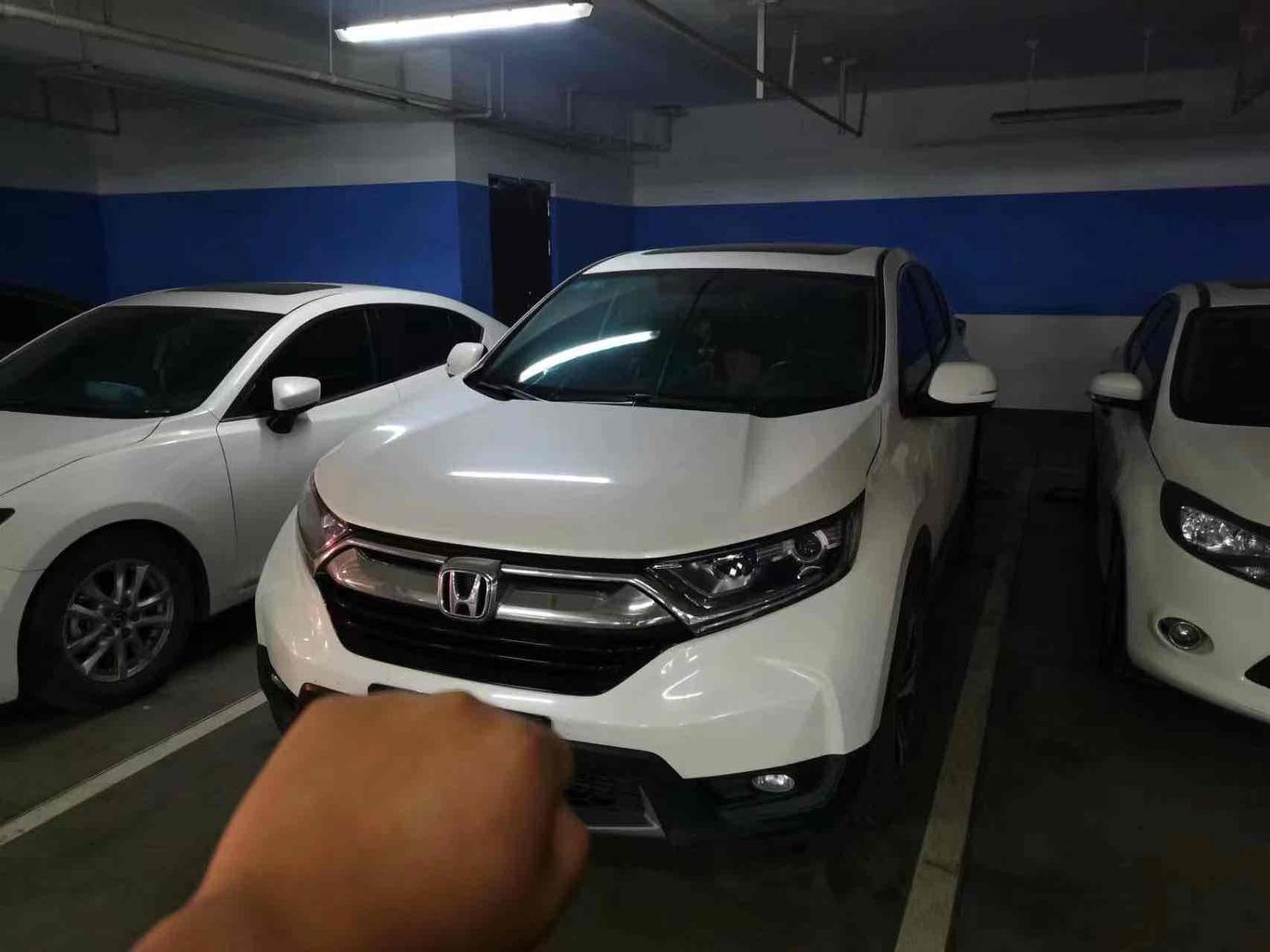 Honda Honda CR-V в цвете и кузовом – это идеальный выбор среди китайских автомобилей. Доступная цена и надежность гарантированы.