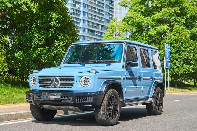 Mercedes-Benz Mercedes-Benz G-Class в цвете и кузовом – это идеальный выбор среди китайских автомобилей. Доступная цена и надежность гарантированы.