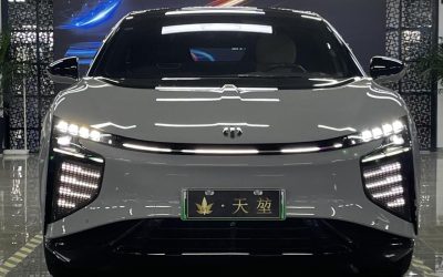 Audi Audi A8 в цвете и кузовом – это идеальный выбор среди китайских автомобилей. Доступная цена и надежность гарантированы.