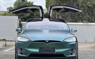 Tesla Tesla Model 3 в цвете и кузовом – это идеальный выбор среди китайских автомобилей. Доступная цена и надежность гарантированы.