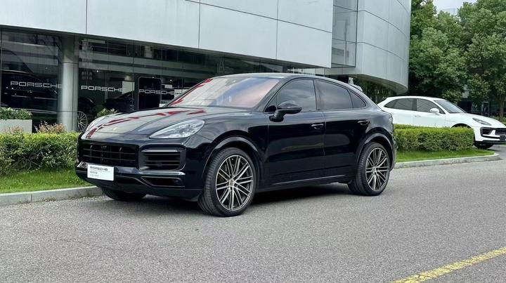 Porsche Porsche Cayenne в цвете и кузовом – это идеальный выбор среди китайских автомобилей. Доступная цена и надежность гарантированы.