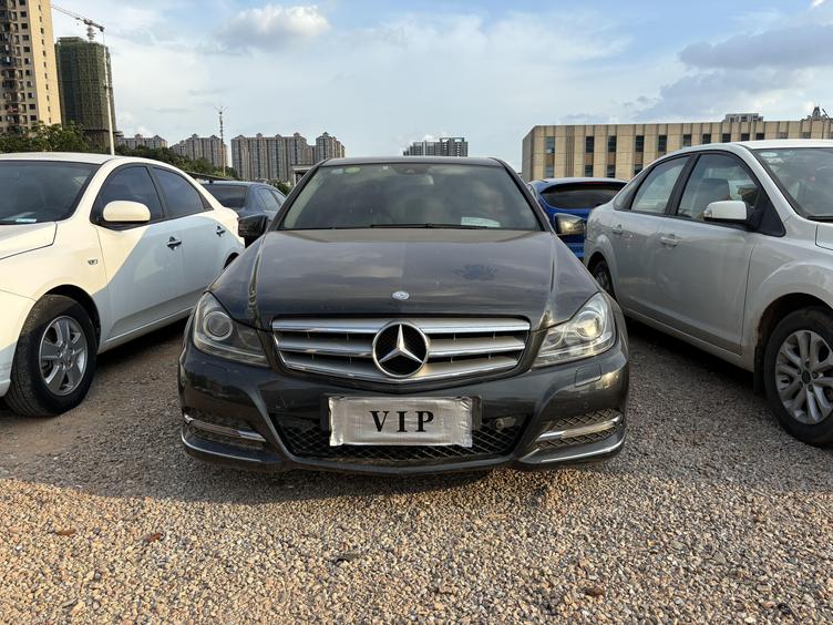 Mercedes-Benz Mercedes-Benz C-Class в цвете и кузовом – это идеальный выбор среди китайских автомобилей. Доступная цена и надежность гарантированы.