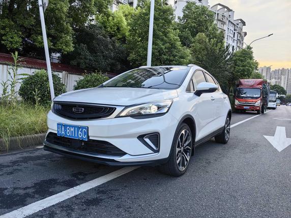 Geely Geely Emgrand GS в цвете и кузовом – это идеальный выбор среди китайских автомобилей. Доступная цена и надежность гарантированы.