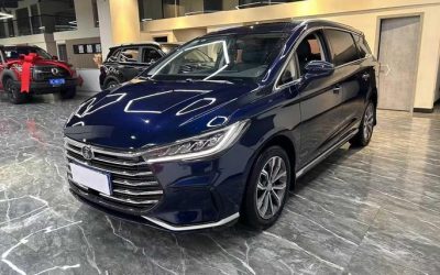 BYD BYD Song L DM-i в цвете и кузовом – это идеальный выбор среди китайских автомобилей. Доступная цена и надежность гарантированы.