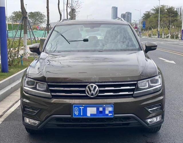 Volkswagen Volkswagen Tiguan L в цвете и кузовом – это идеальный выбор среди китайских автомобилей. Доступная цена и надежность гарантированы.
