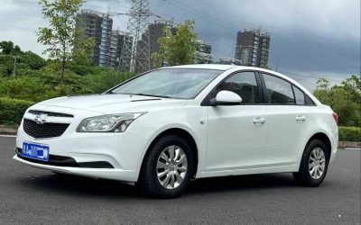 r1022520-chevrolet-cruze-2015_0