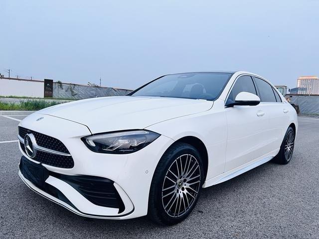 r1022524-mercedes-benz-c-class-2024_0