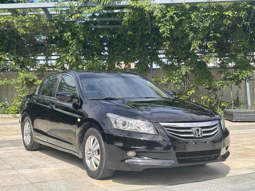 Honda Honda Accord в цвете и кузовом – это идеальный выбор среди китайских автомобилей. Доступная цена и надежность гарантированы.