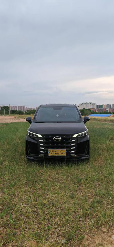 GAC Trumpchi Trumpchi M6 в цвете и кузовом – это идеальный выбор среди китайских автомобилей. Доступная цена и надежность гарантированы.