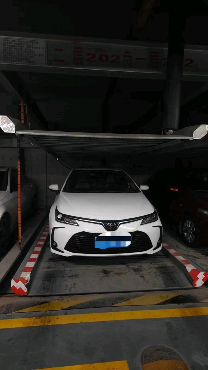 Toyota Toyota Corolla в цвете и кузовом – это идеальный выбор среди китайских автомобилей. Доступная цена и надежность гарантированы.