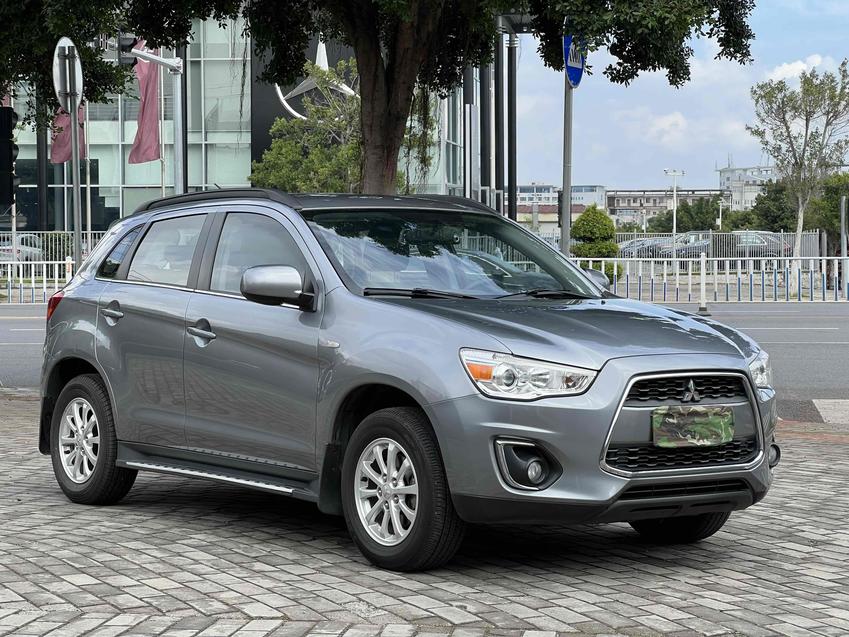 Mitsubishi Mitsubishi ASX в цвете и кузовом – это идеальный выбор среди китайских автомобилей. Доступная цена и надежность гарантированы.