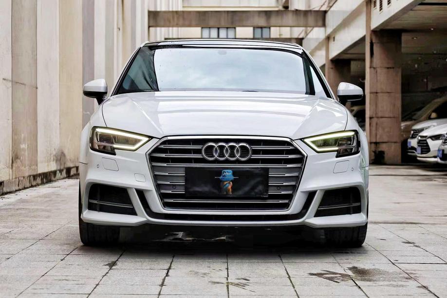 Audi Audi A3 в цвете и кузовом – это идеальный выбор среди китайских автомобилей. Доступная цена и надежность гарантированы.