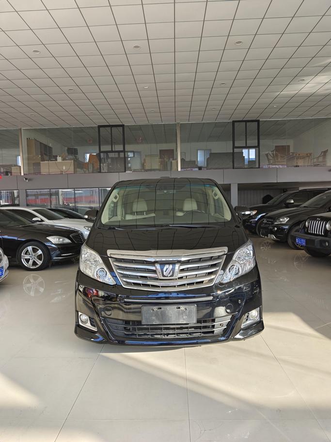 Toyota Toyota Alphard в цвете и кузовом – это идеальный выбор среди китайских автомобилей. Доступная цена и надежность гарантированы.