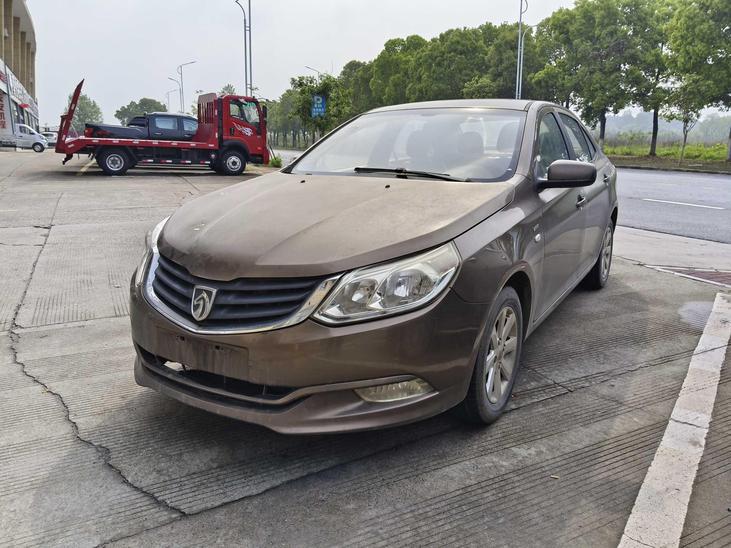 r1022651-baojun-630-2013_0