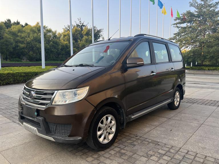 LIFAN Lifan LeTu в цвете и кузовом – это идеальный выбор среди китайских автомобилей. Доступная цена и надежность гарантированы.