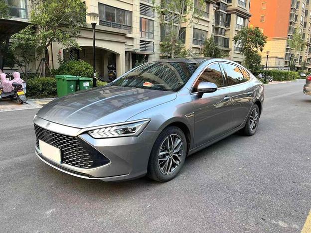 BYD BYD Qin PLUS в цвете и кузовом – это идеальный выбор среди китайских автомобилей. Доступная цена и надежность гарантированы.
