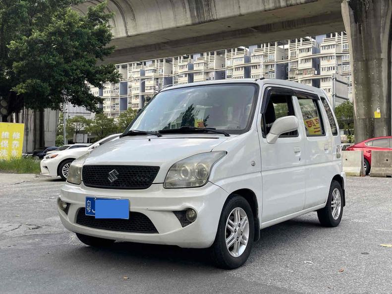Suzuki Suzuki Wagon R в цвете и кузовом – это идеальный выбор среди китайских автомобилей. Доступная цена и надежность гарантированы.