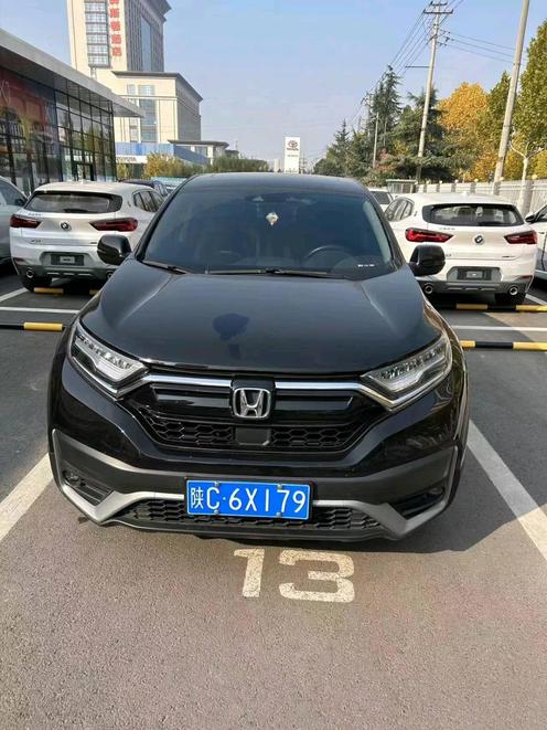 Honda Honda CR-V в цвете и кузовом – это идеальный выбор среди китайских автомобилей. Доступная цена и надежность гарантированы.