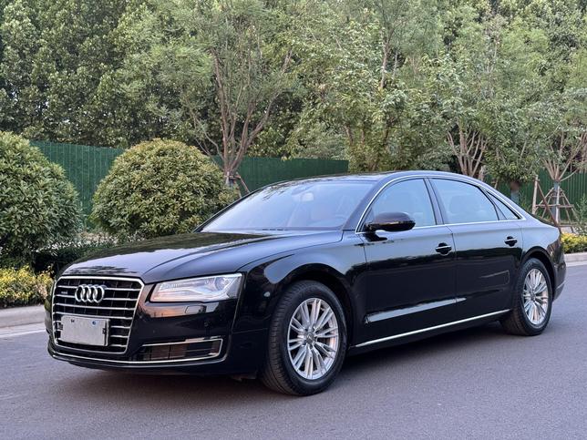 Audi Audi A8 в цвете и кузовом – это идеальный выбор среди китайских автомобилей. Доступная цена и надежность гарантированы.
