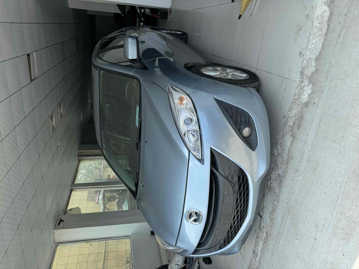 r1022787-mazda-5-2013_0