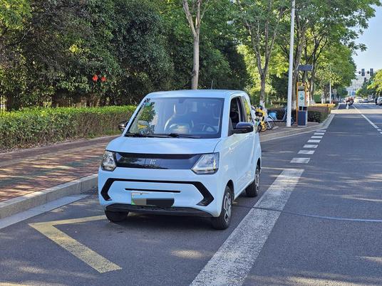 Dongfeng FENGON FENGON MINI EV в цвете и кузовом – это идеальный выбор среди китайских автомобилей. Доступная цена и надежность гарантированы.