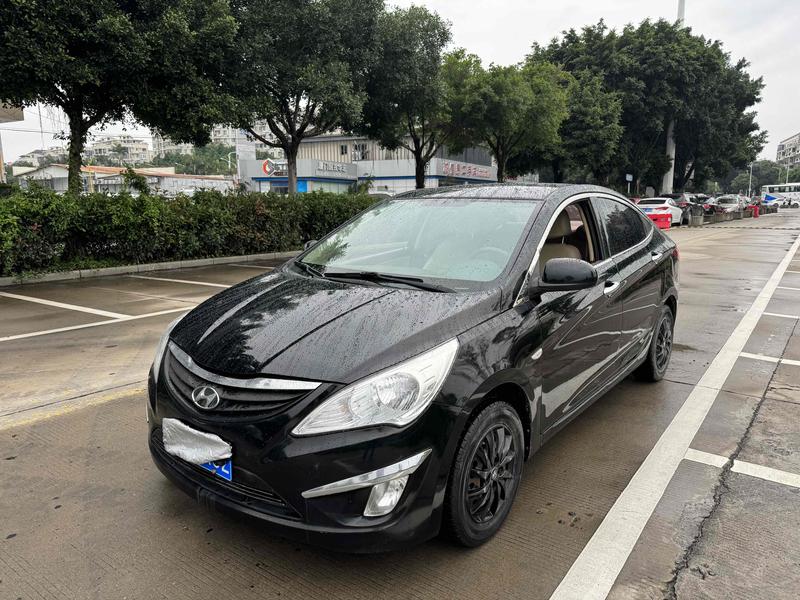 Hyundai Hyundai Reina в цвете и кузовом – это идеальный выбор среди китайских автомобилей. Доступная цена и надежность гарантированы.
