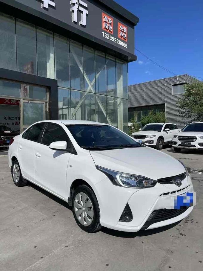 Toyota Toyota YARiS L в цвете и кузовом – это идеальный выбор среди китайских автомобилей. Доступная цена и надежность гарантированы.