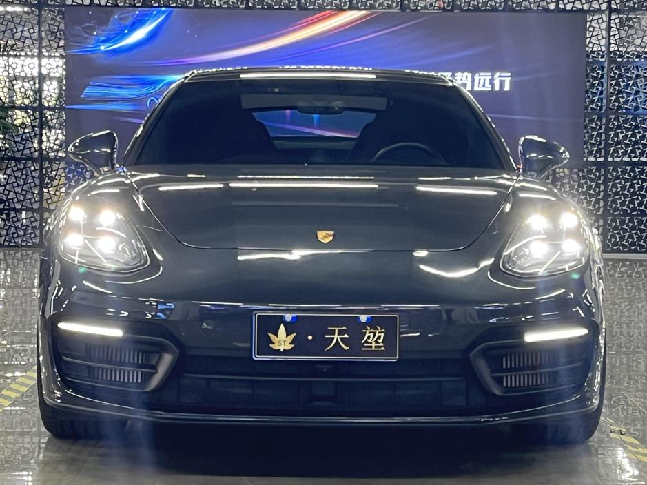 Porsche Porsche Panamera в цвете и кузовом – это идеальный выбор среди китайских автомобилей. Доступная цена и надежность гарантированы.
