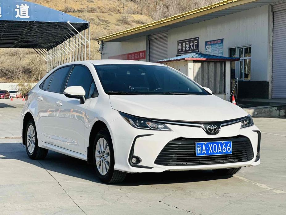 Toyota Toyota Corolla в цвете и кузовом – это идеальный выбор среди китайских автомобилей. Доступная цена и надежность гарантированы.