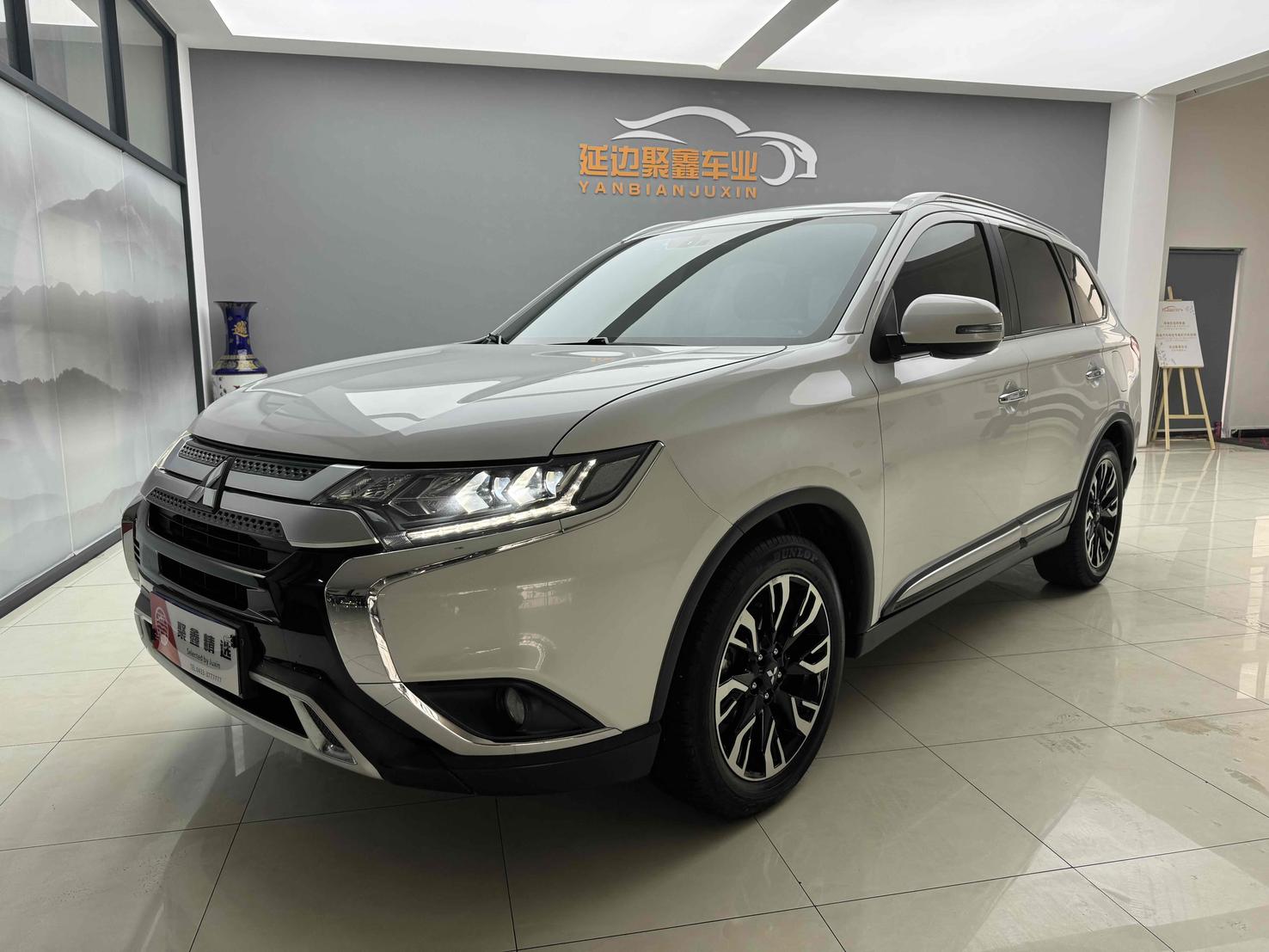 r1022977-mitsubishi-outlander-2019_0