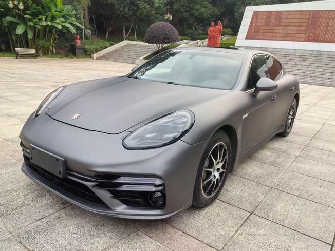 Porsche Porsche Panamera в цвете и кузовом – это идеальный выбор среди китайских автомобилей. Доступная цена и надежность гарантированы.