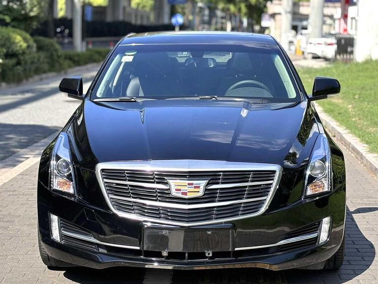 Cadillac Cadillac ATS-L в цвете и кузовом – это идеальный выбор среди китайских автомобилей. Доступная цена и надежность гарантированы.