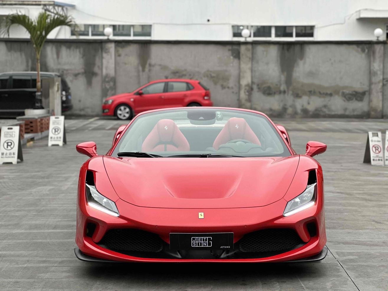 Ferrari Ferrari F8 в цвете и кузовом – это идеальный выбор среди китайских автомобилей. Доступная цена и надежность гарантированы.