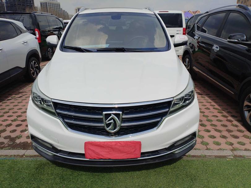 Baojun Baojun 730 в цвете и кузовом – это идеальный выбор среди китайских автомобилей. Доступная цена и надежность гарантированы.