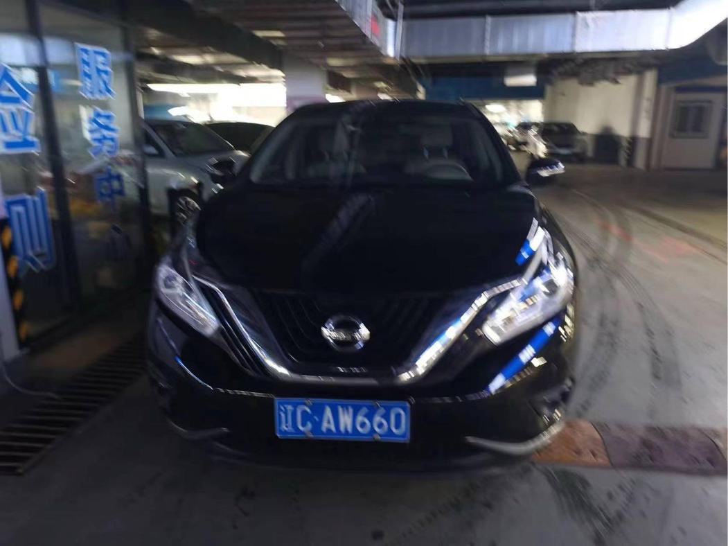 Nissan Nissan Murano в цвете и кузовом – это идеальный выбор среди китайских автомобилей. Доступная цена и надежность гарантированы.