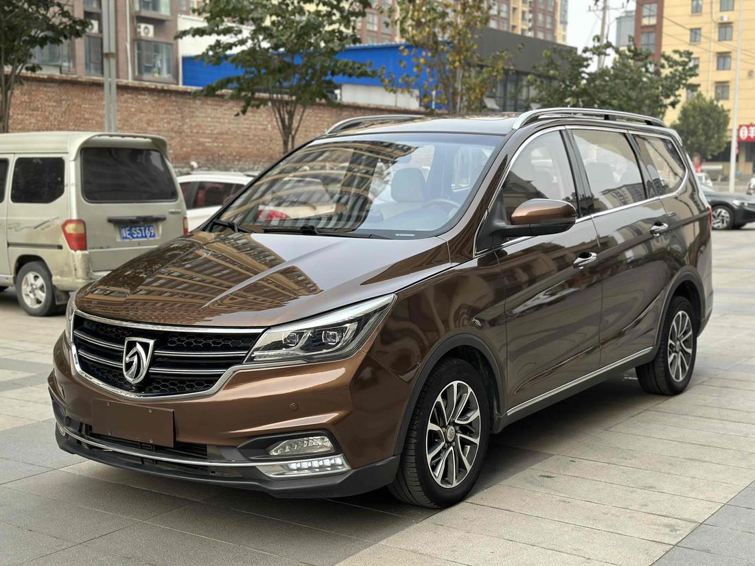 Baojun Baojun 730 в цвете и кузовом – это идеальный выбор среди китайских автомобилей. Доступная цена и надежность гарантированы.