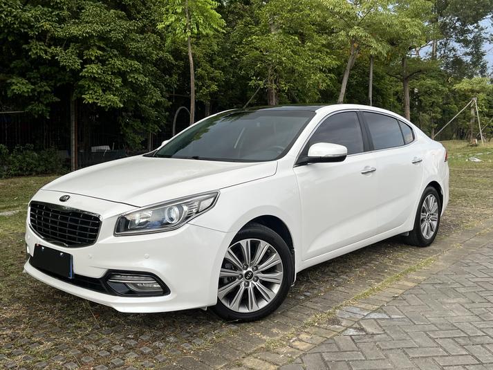 Kia Kia K4 в цвете и кузовом – это идеальный выбор среди китайских автомобилей. Доступная цена и надежность гарантированы.