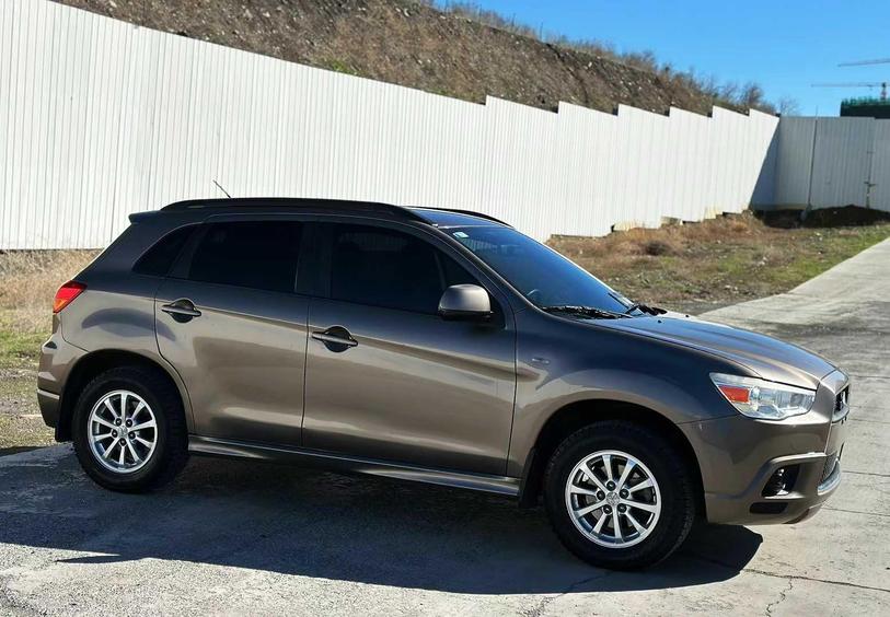 Mitsubishi Mitsubishi ASX Imported в цвете и кузовом – это идеальный выбор среди китайских автомобилей. Доступная цена и надежность гарантированы.