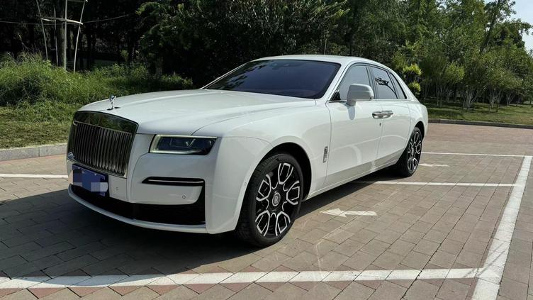 r1023144-rolls-royce-ghost-2022_0