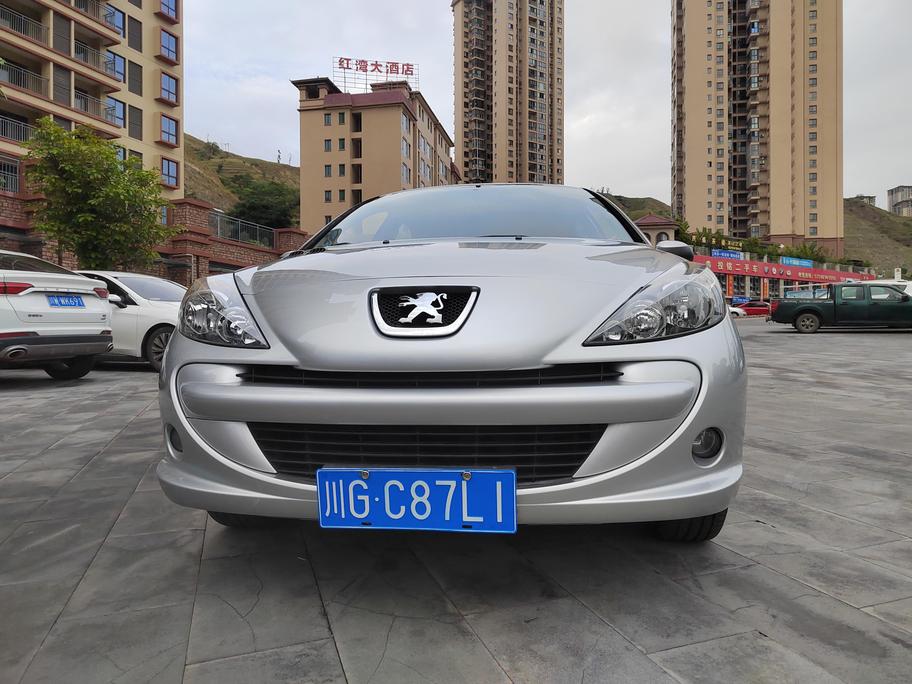 r1023223-peugeot-207-2013_0