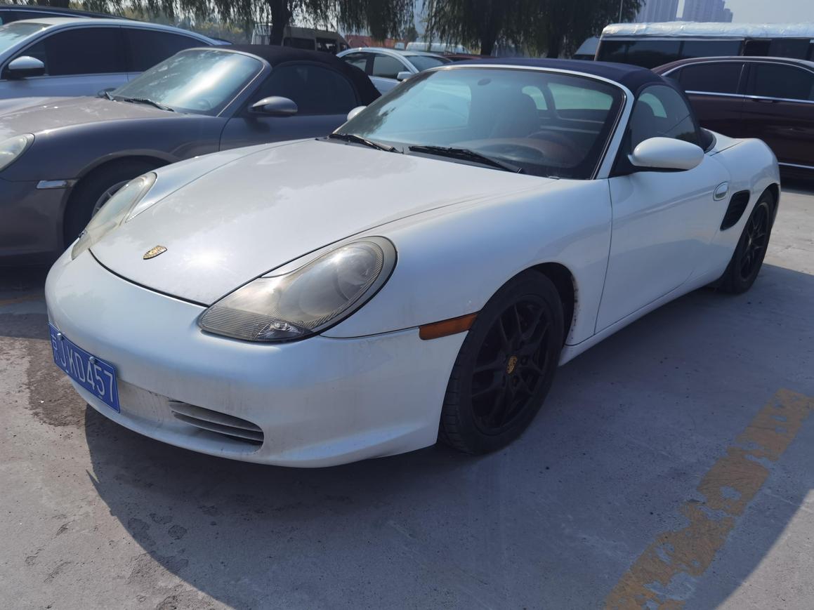 Porsche Porsche Boxster в цвете и кузовом – это идеальный выбор среди китайских автомобилей. Доступная цена и надежность гарантированы.