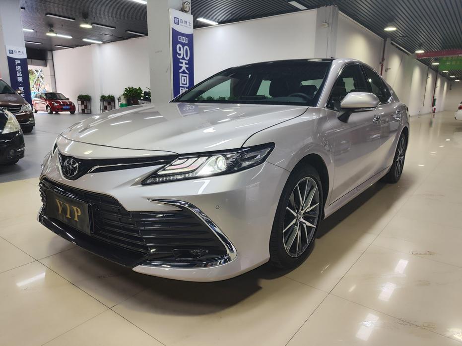 Toyota Toyota Camry в цвете и кузовом – это идеальный выбор среди китайских автомобилей. Доступная цена и надежность гарантированы.