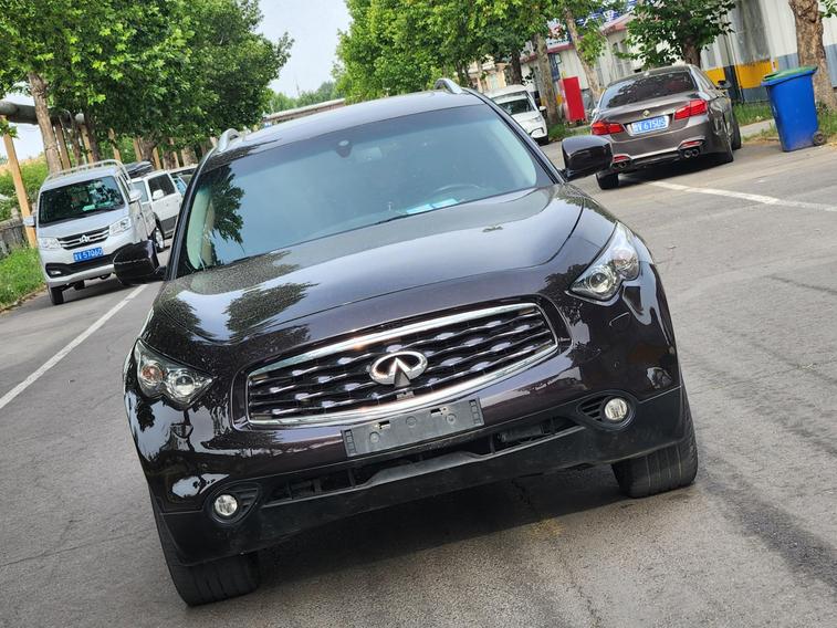 r1023299-infiniti-fx-2012_0