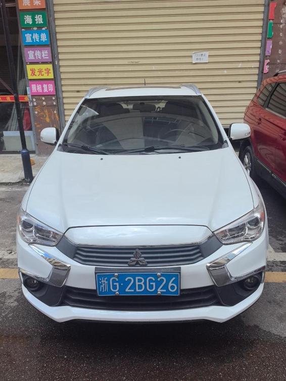r1023303-mitsubishi-outlander-2019_0