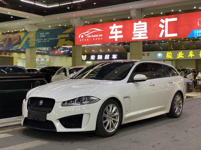Jaguar Jaguar XF в цвете и кузовом – это идеальный выбор среди китайских автомобилей. Доступная цена и надежность гарантированы.
